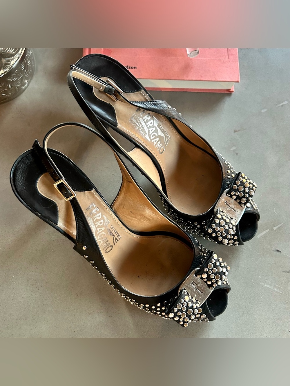 SALVATORE FERRAGAMO Black Leather Louvre Scilla Studded Slingback Heels, sz US 8 - Picture 7 of 8